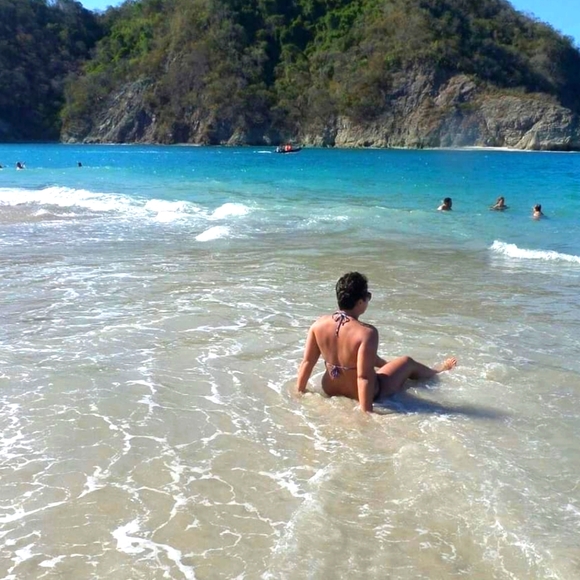 Meet your Posher, Roya - Picture 1 of 1